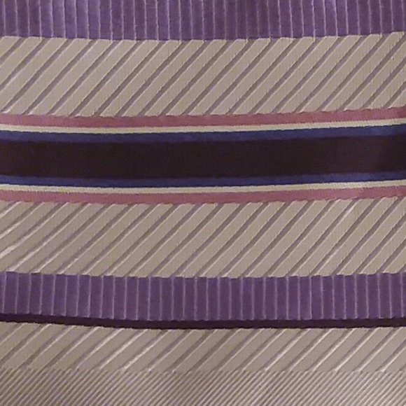 Handkerchief - Picture 2 of 2